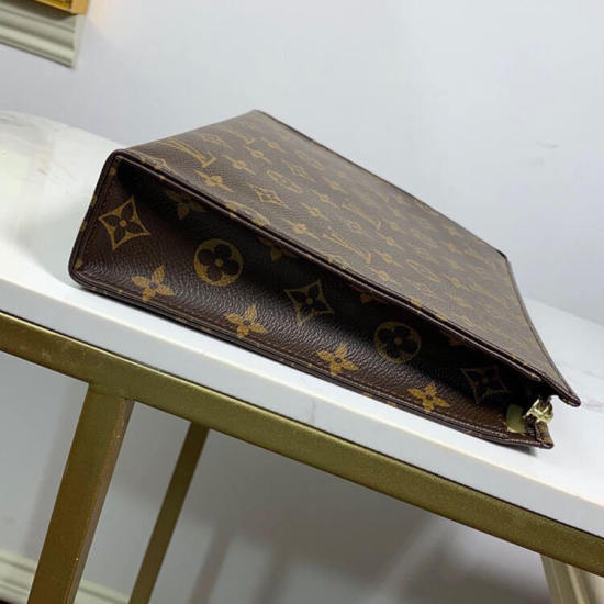 LV Toiletry Pouch 26 LV Toiletry Pouch 26