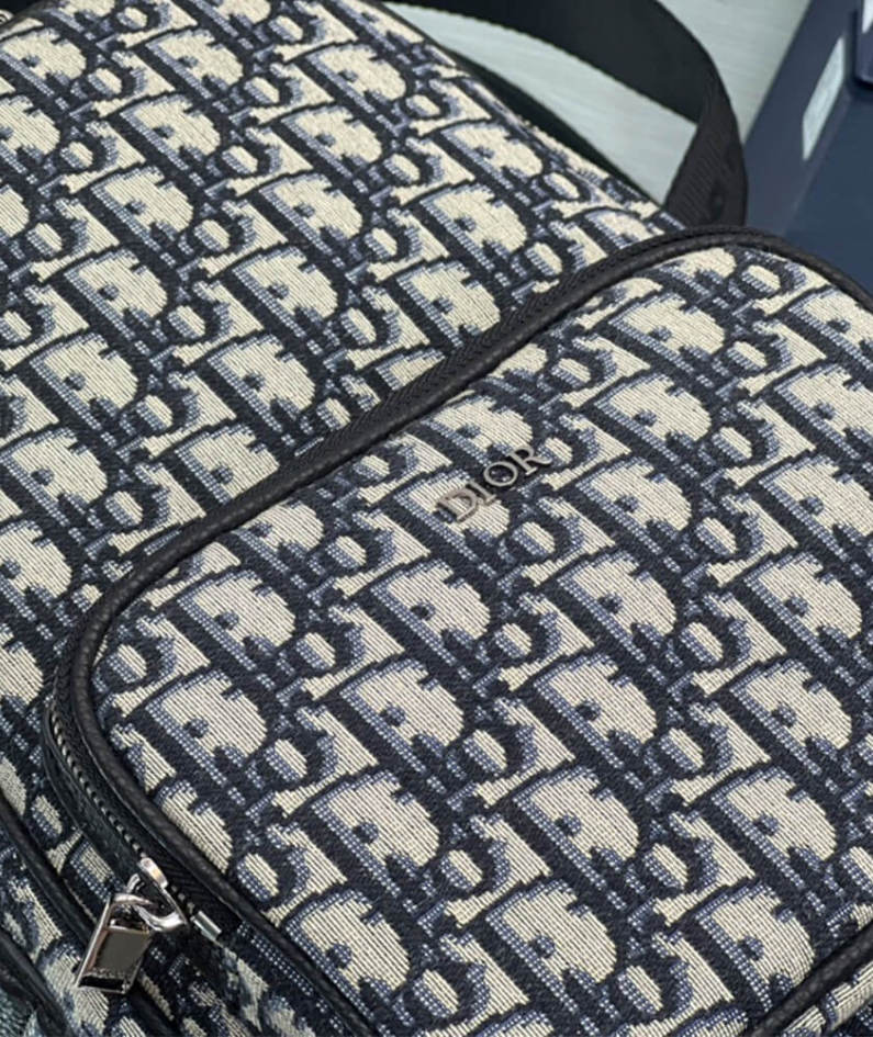 MINI RIDER SLING BAG MINI RIDER SLING BAG