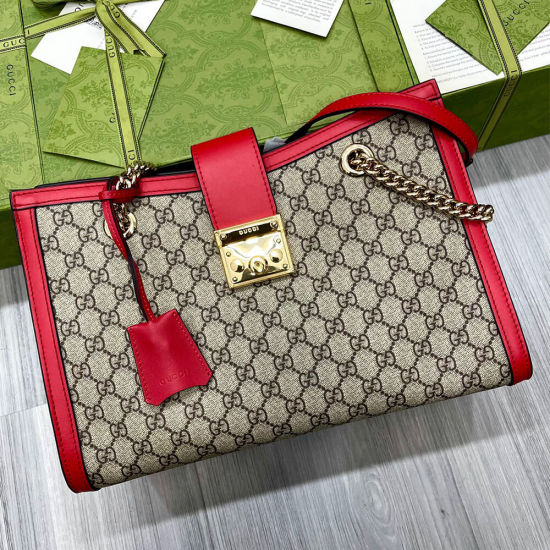 Padlock medium GG shoulder bag Padlock medium GG shoulder bag
