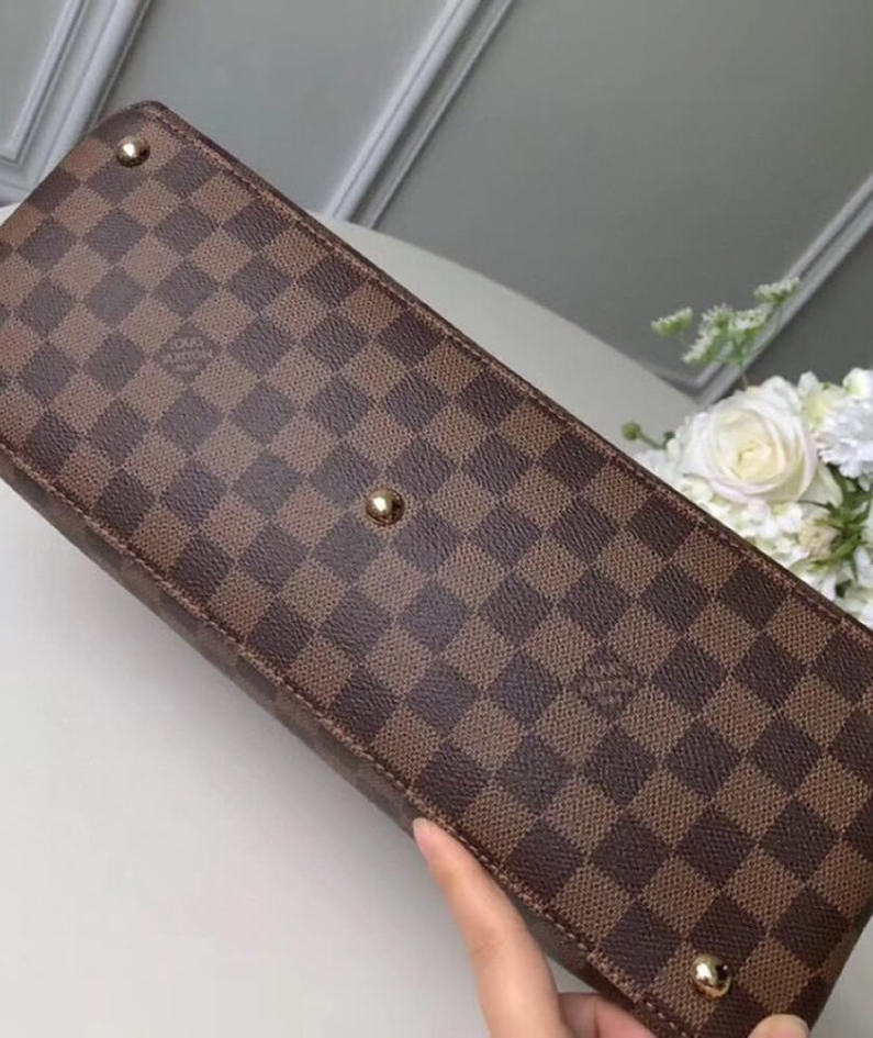 LV RIVERSIDE