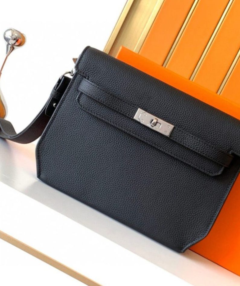 Hermes Kelly Depeches 26 Pouch