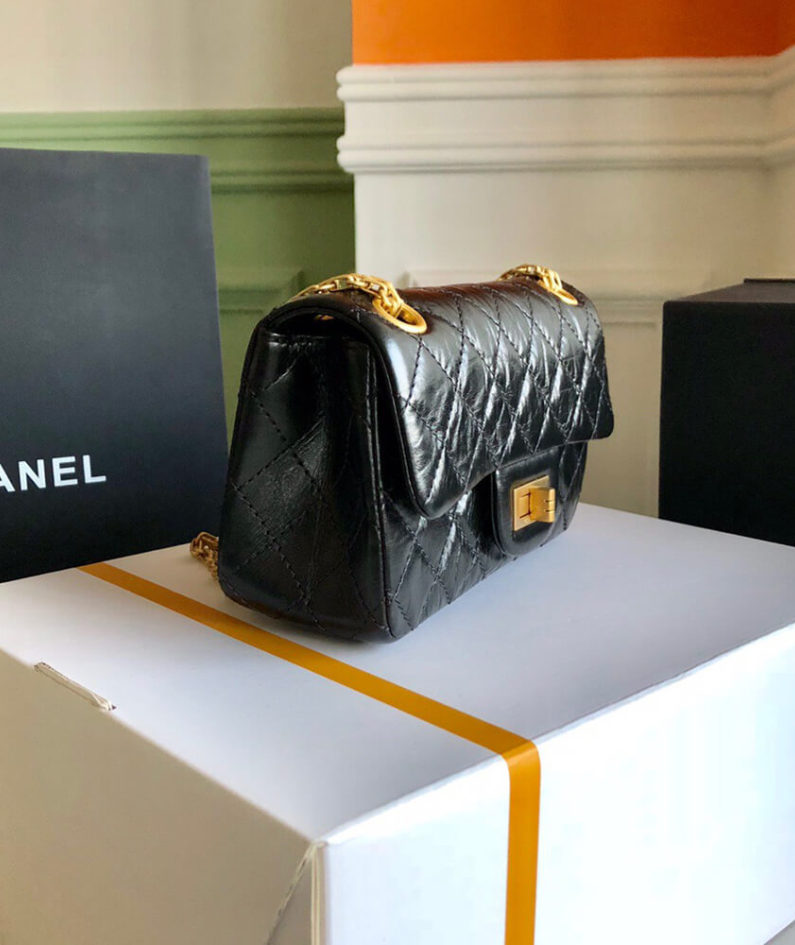 CHANEL MINI 2.55 HANDBAG