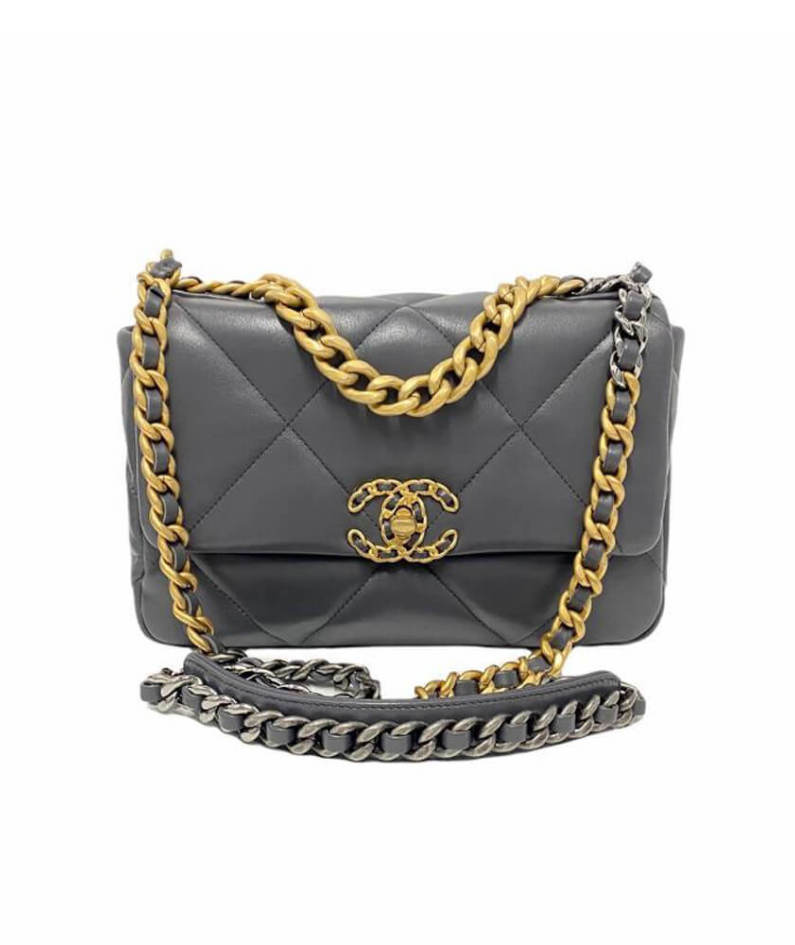 CHANEL 19 HANDBAG