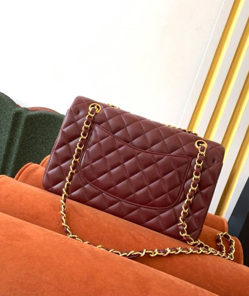 CHANEL CLASSIC 11.12 HANDBAG(high-end grade)