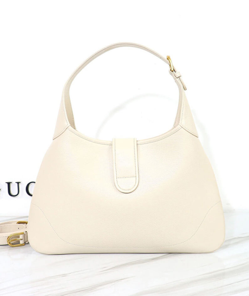 Aphrodite medium shoulder bag