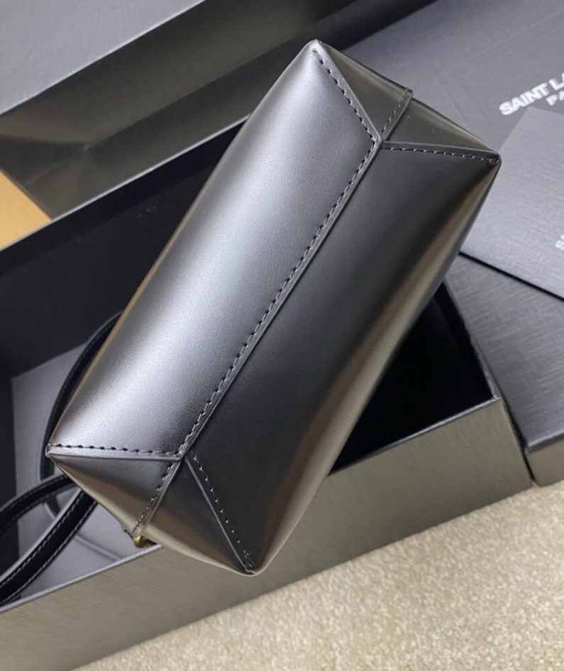 MINI TOY SHOPPING SAINT LAURENT IN BOX LEATHER