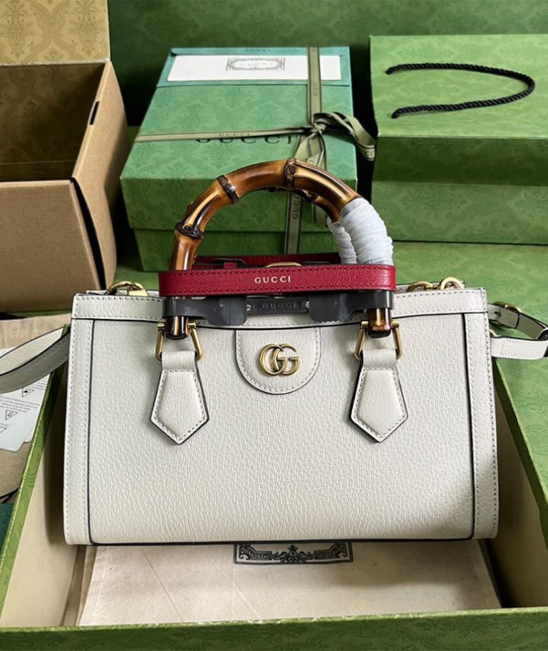 GUCCI DIANA SMALL SHOULDER BAG