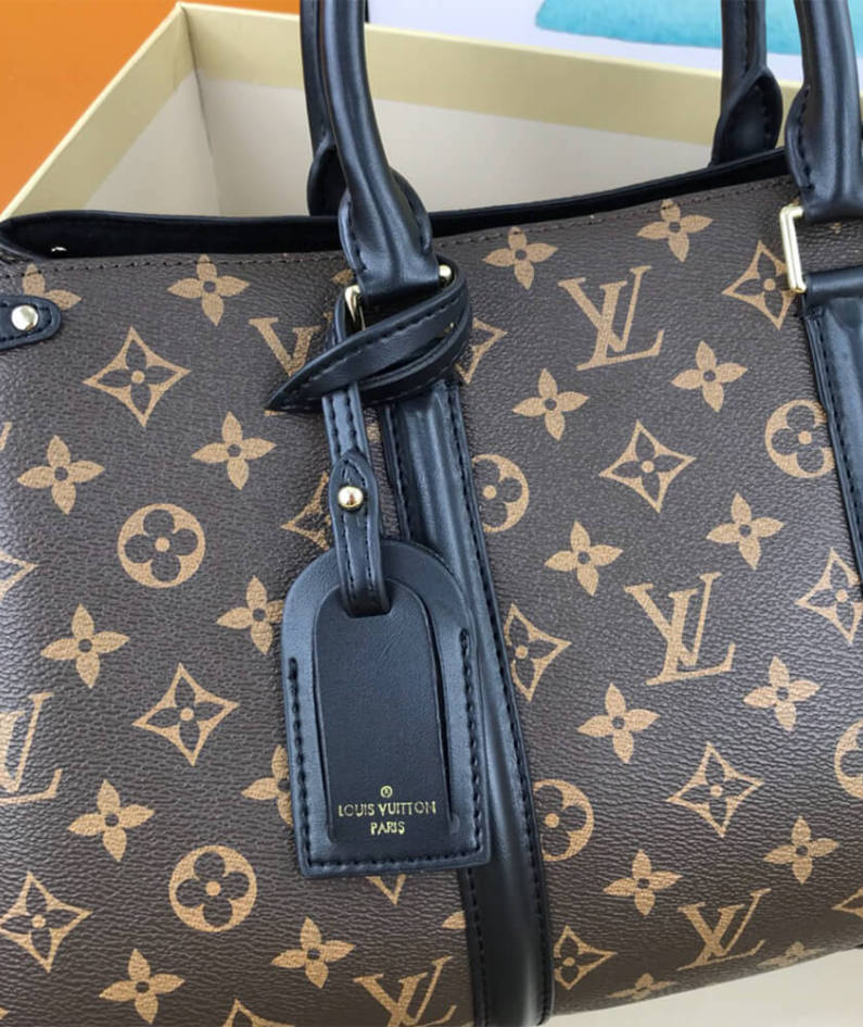 Louis Vuitton SOUFFLOT MM