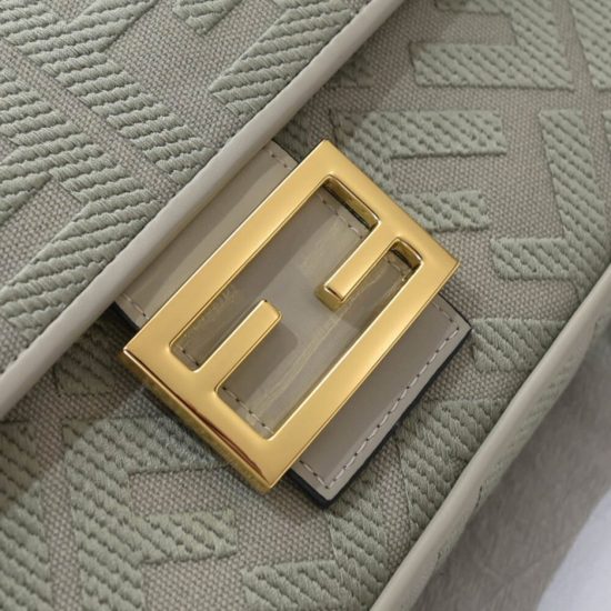 Fendi Baguette