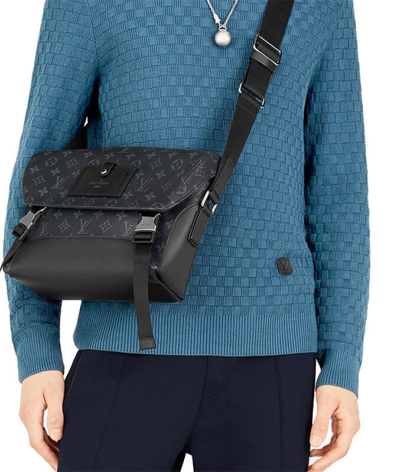 LV Messenger PM Voyager Bag