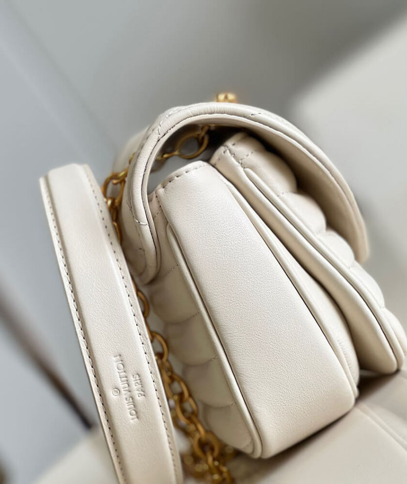 NEW WAVE CHAIN BAG PM