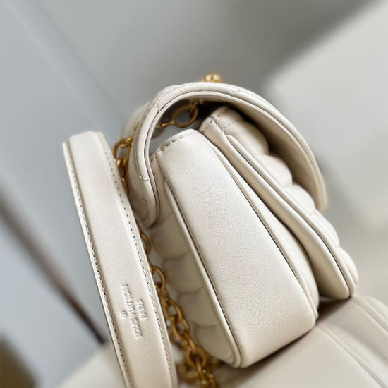NEW WAVE CHAIN BAG PM NEW WAVE CHAIN BAG PM