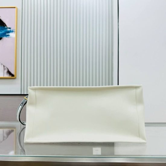 Dioramour Medium Dior Book Tote