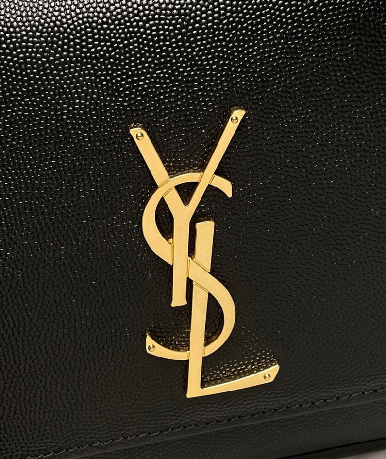KATE MEDIUM CHAIN BAG IN GRAIN DE POUDRE EMBOSSED LEATHER