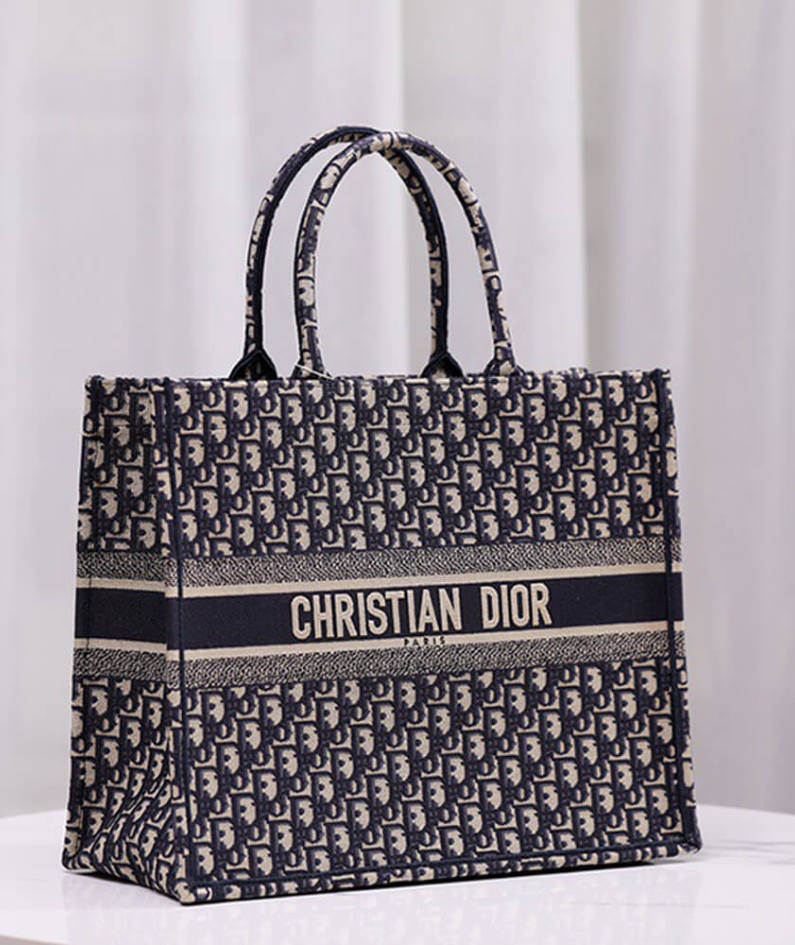 LARGE DIOR BOOK TOTE