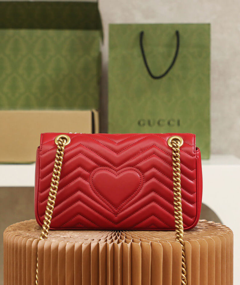 GG Marmont small matelasse shoulder bag