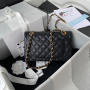SMALL CLASSIC HANDBAG