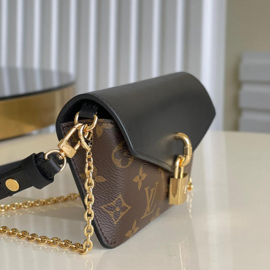 PADLOCK ON STRAP PADLOCK ON STRAP