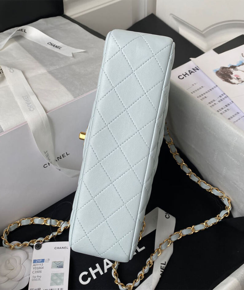 SMALL CLASSIC HANDBAG