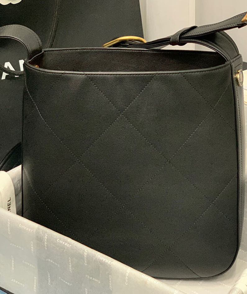 CHANEL HOBO HANDBAG