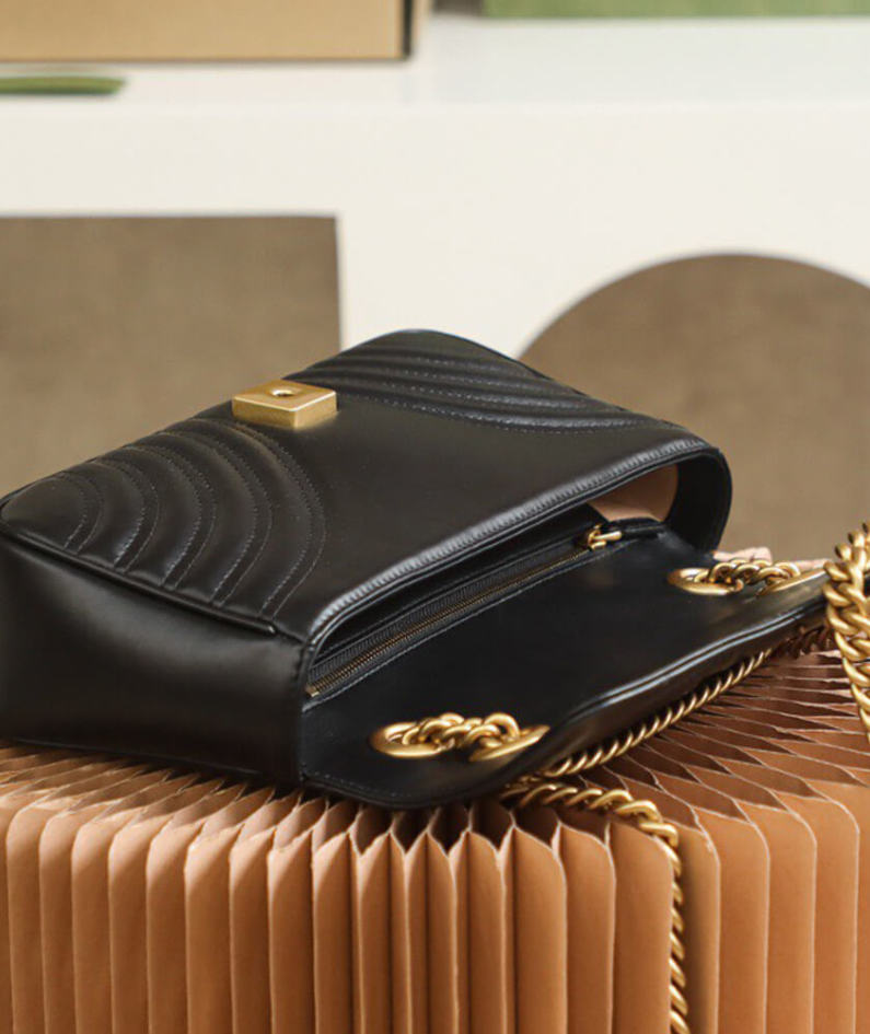 GG Marmont small matelasse shoulder bag