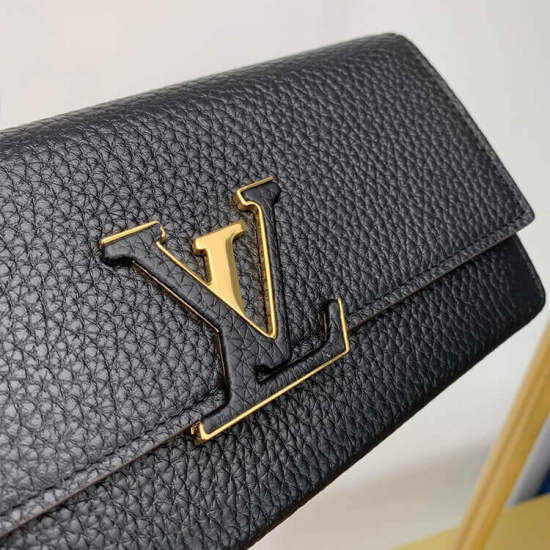 LV Capucines Wallet