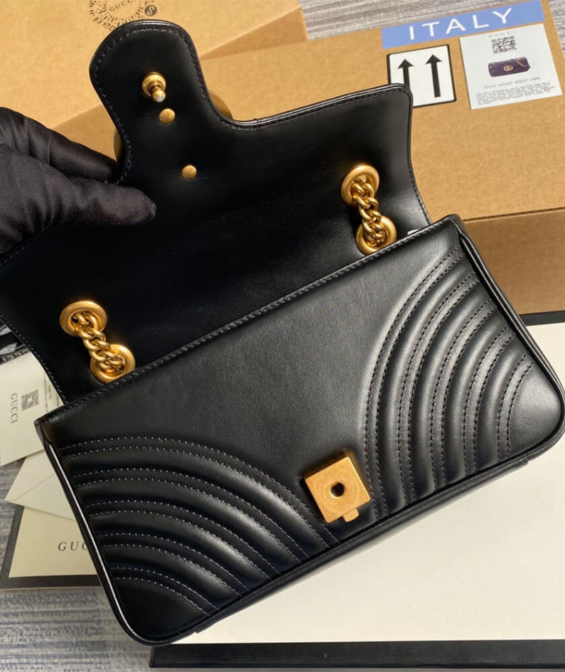 GG Marmont small matelassé shoulder bag