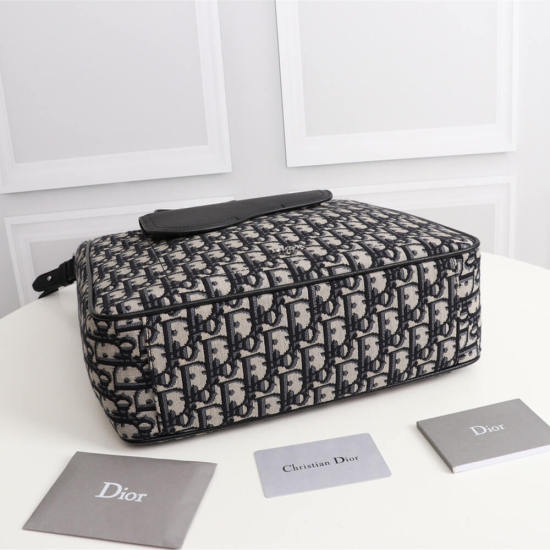 SADDLE TOTE BAG WITH SHOULDER STRAP