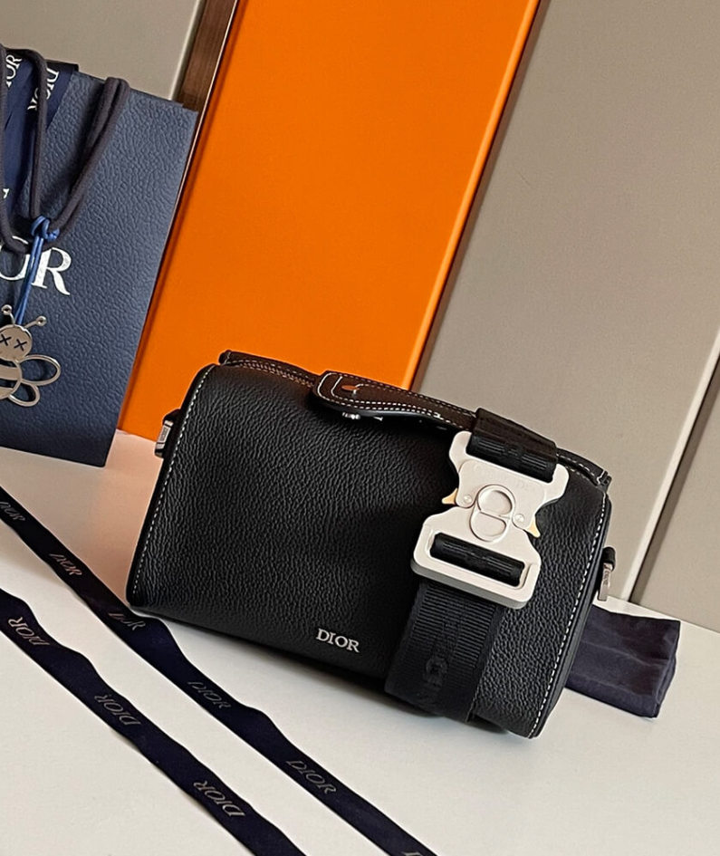 DIOR LINGOT 22 BAG