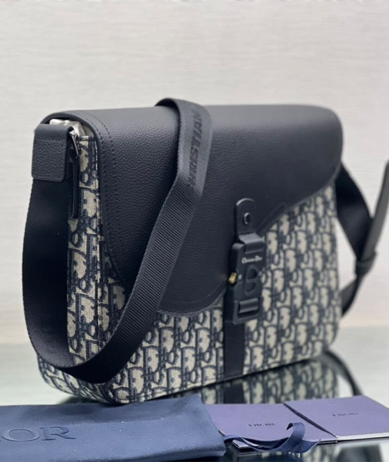 SADDLE MESSENGER BAG