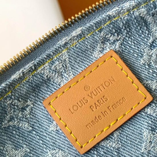 LV Liv Pochette LV Liv Pochette
