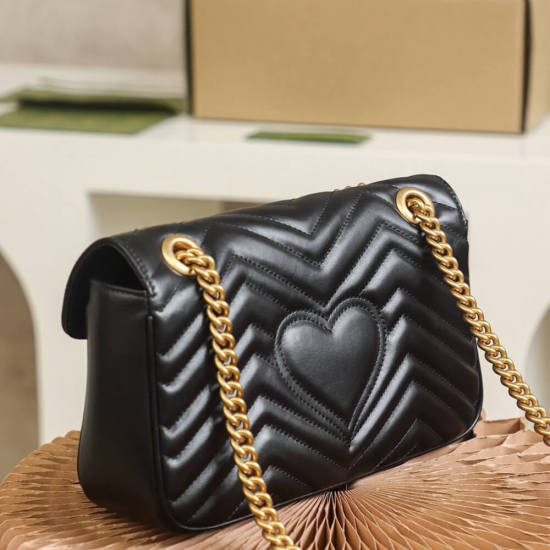 GG Marmont small shoulder bag
