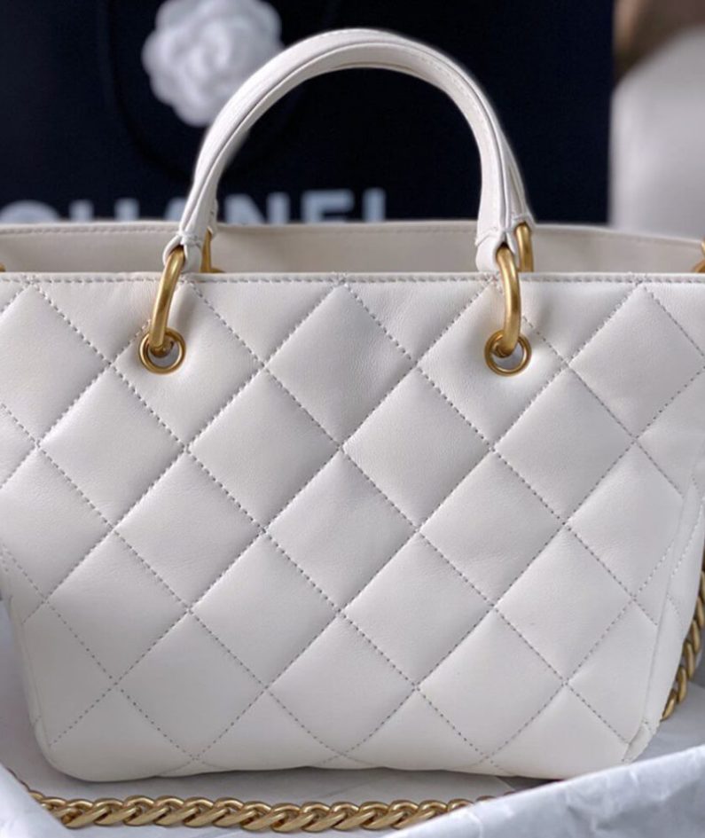 CHANEL SHOPPING BAG