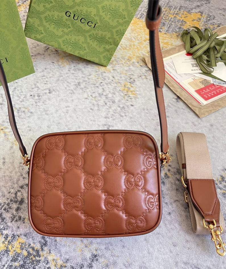 GG Matelassé small bag