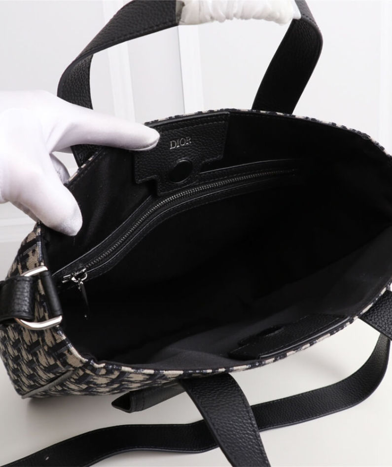 SADDLE TOTE BAG WITH SHOULDER STRAP