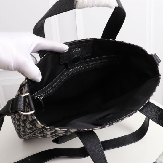 SADDLE TOTE BAG WITH SHOULDER STRAP
