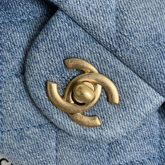 CHANEL CLASSIC 11.12 HANDBAG(high-end grade)