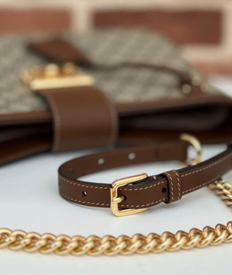 GUCCI PADLOCK GG MEDIUM SHOULDER BAG