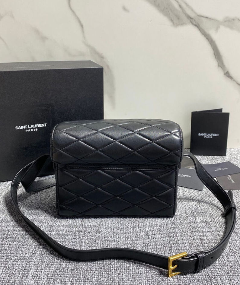 JUNE BOX BAG IN QUILTED LAMBSKIN