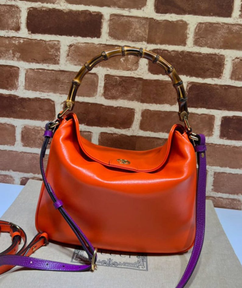 GUCCI DIANA MEDIUM SHOULDER BAG