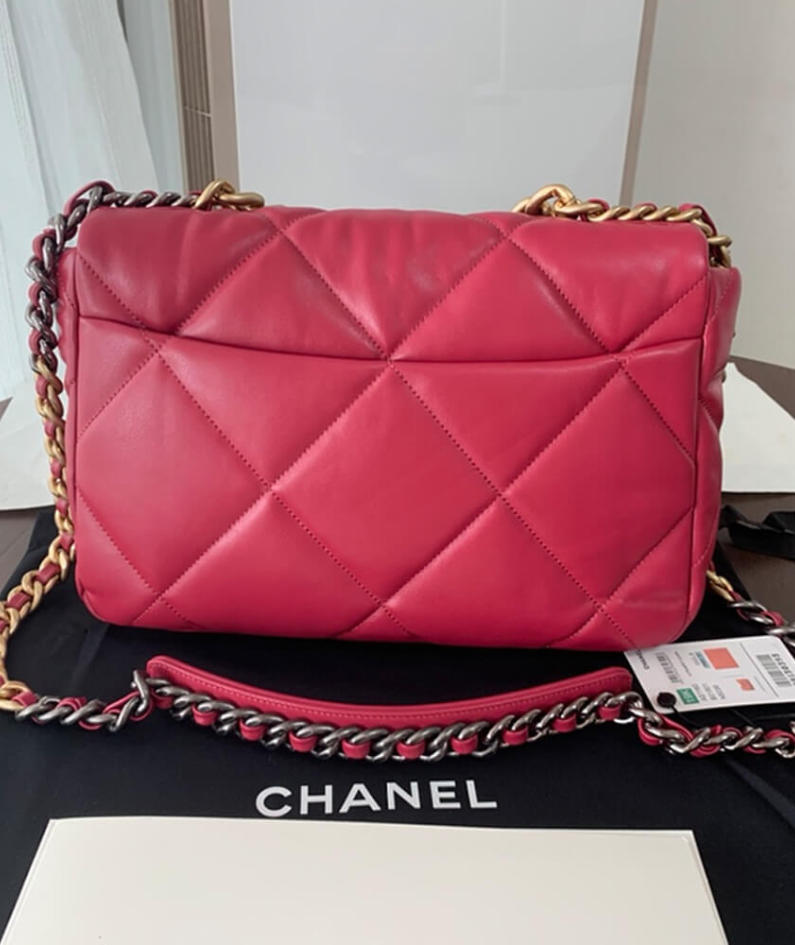 CHANEL 19 Large Handbag