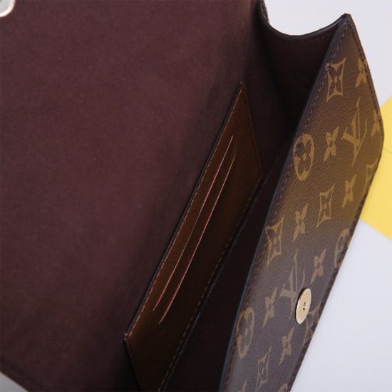 LV Wallet On Chain Lily LV Wallet On Chain Lily