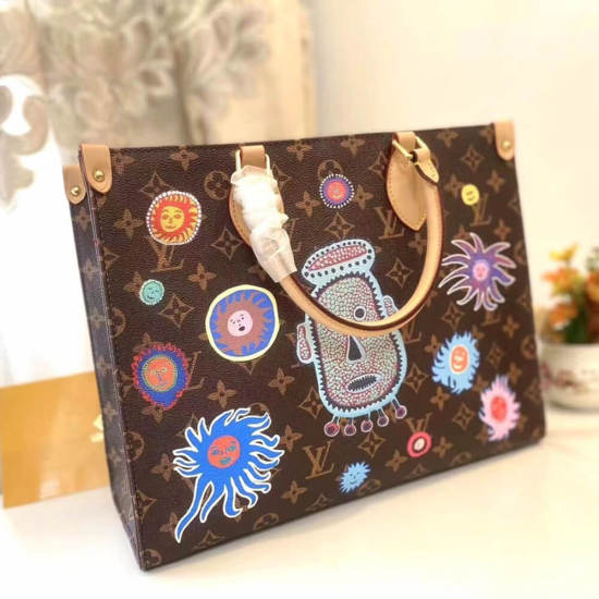 LV x YK OnTheGo MM LV x YK OnTheGo MM