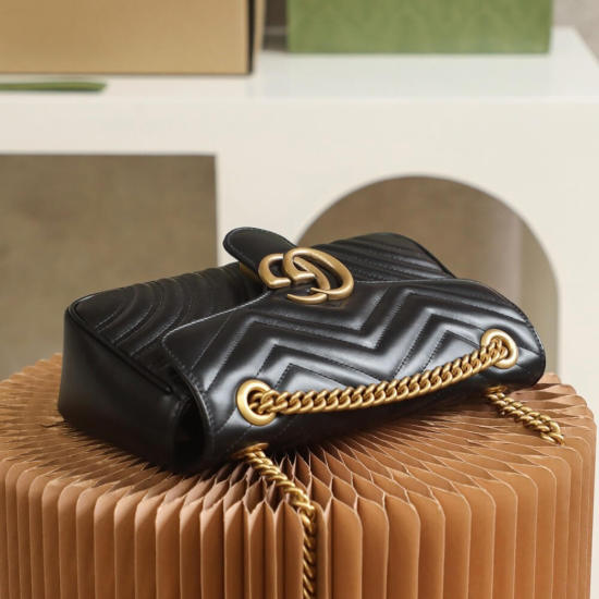 GG Marmont small shoulder bag