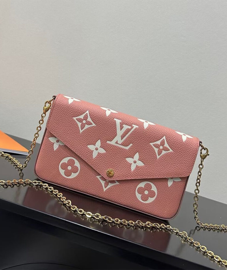 FéLICIE POCHETTE