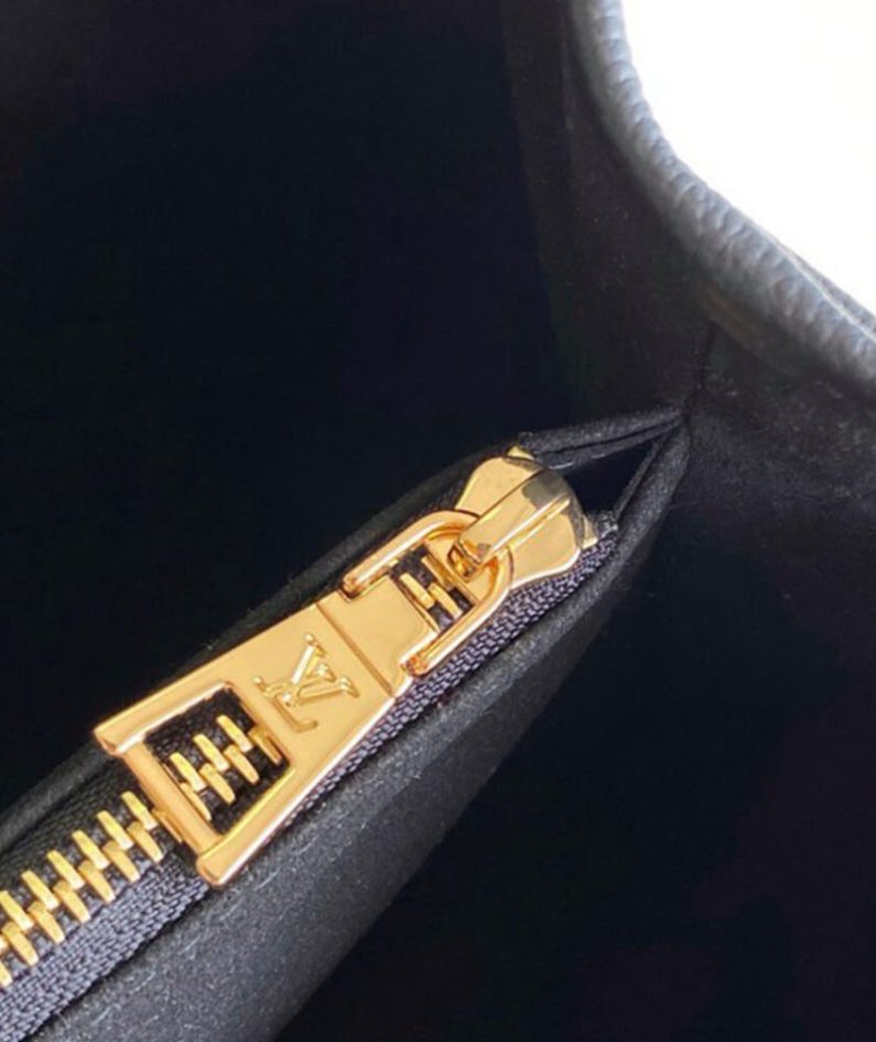 LV Babylone Tote MM