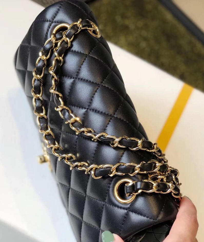 Chanel SMALL CLASSIC HANDBAG