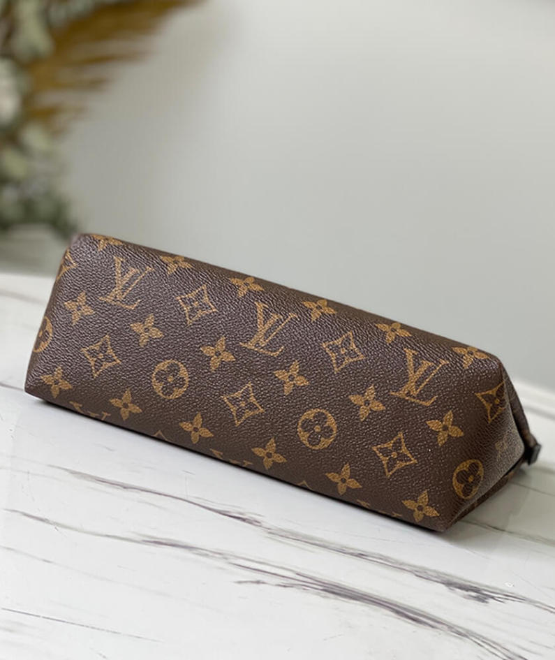 Louis Vuitton Pallas Beauty Case Pouch