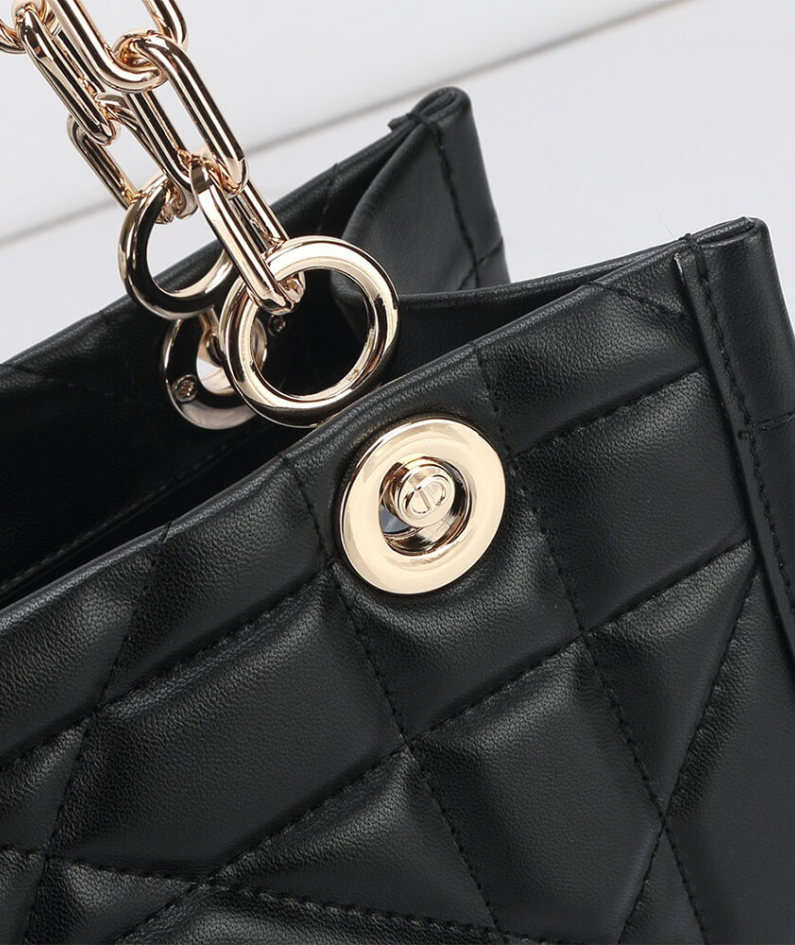 SMALL DIOR ESSENTIAL TOTE BAG