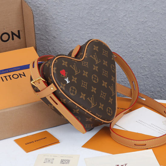 LV Game On Coeur LV Game On Coeur